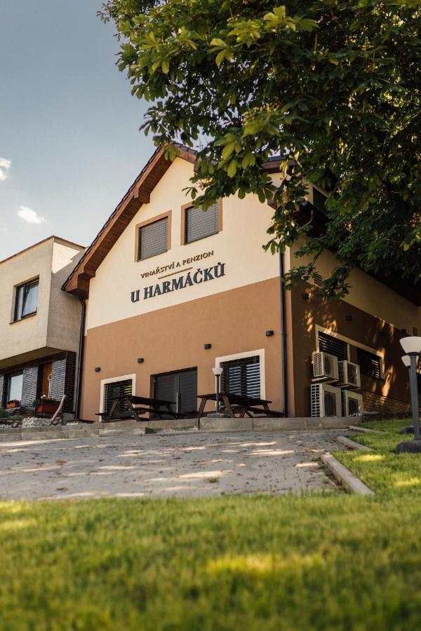 Penzion U Harmacku Hustopeče エクステリア 写真