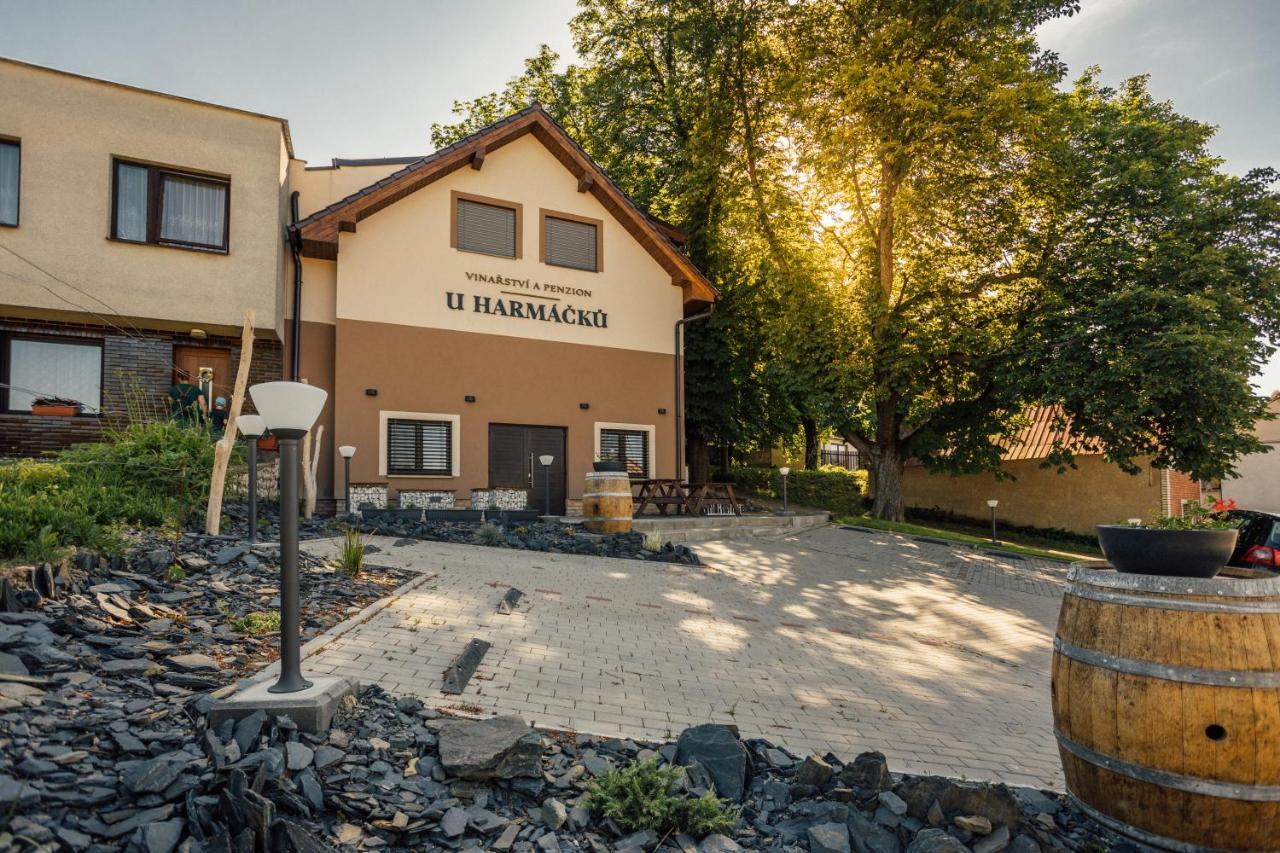 Penzion U Harmacku Hustopeče エクステリア 写真